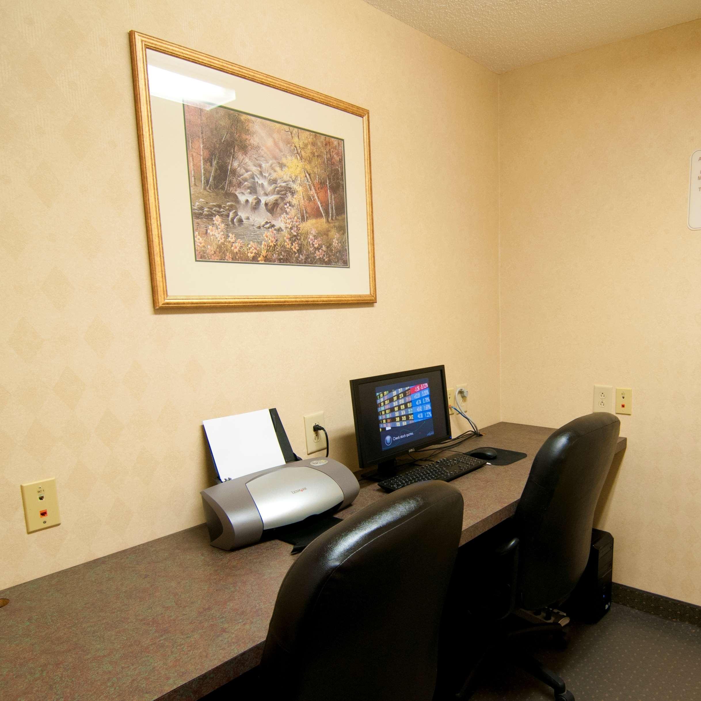 Best Western Executive Inn - Latta Berrys Crossroads Exterior foto
