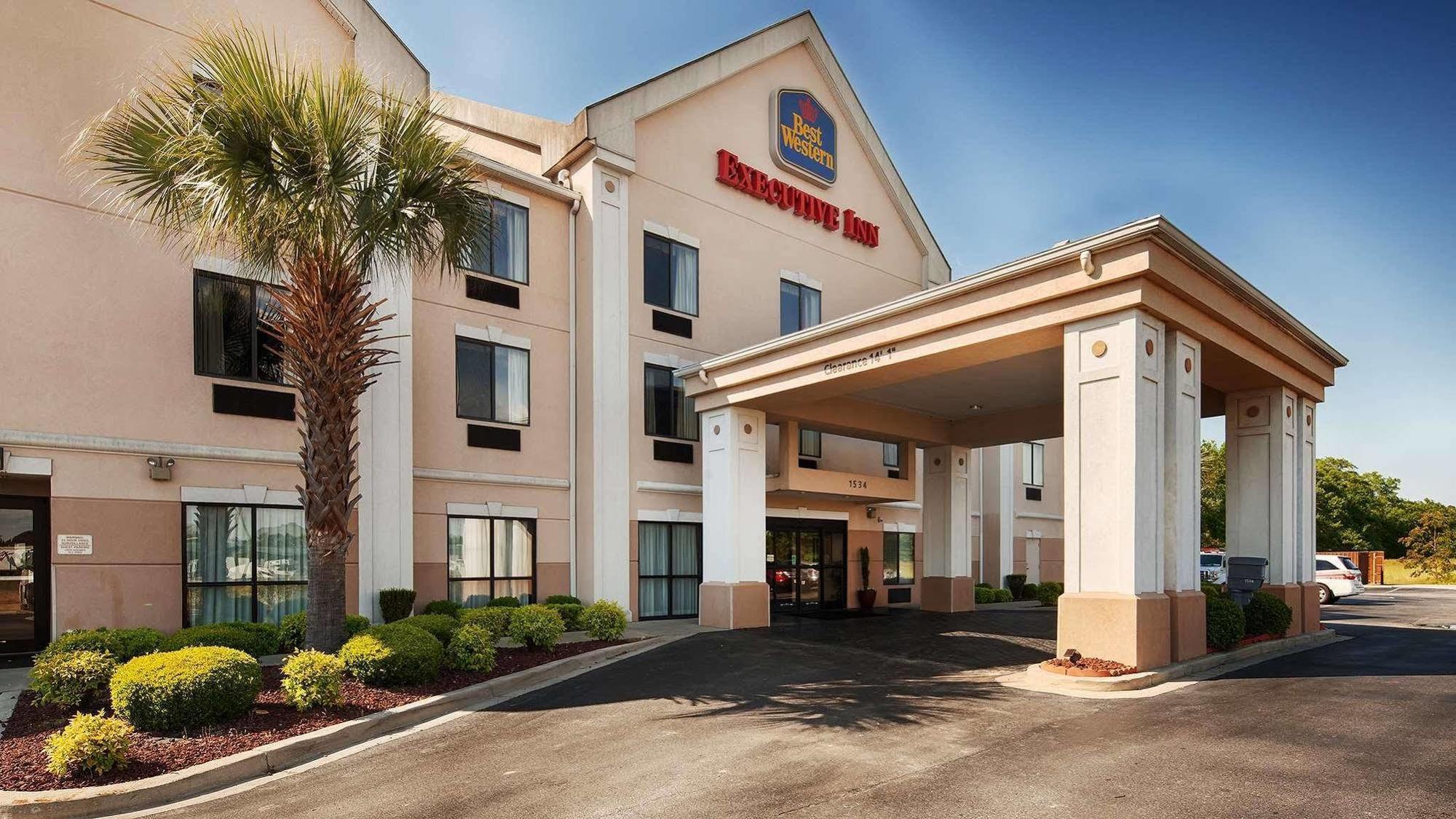 Best Western Executive Inn - Latta Berrys Crossroads Exterior foto